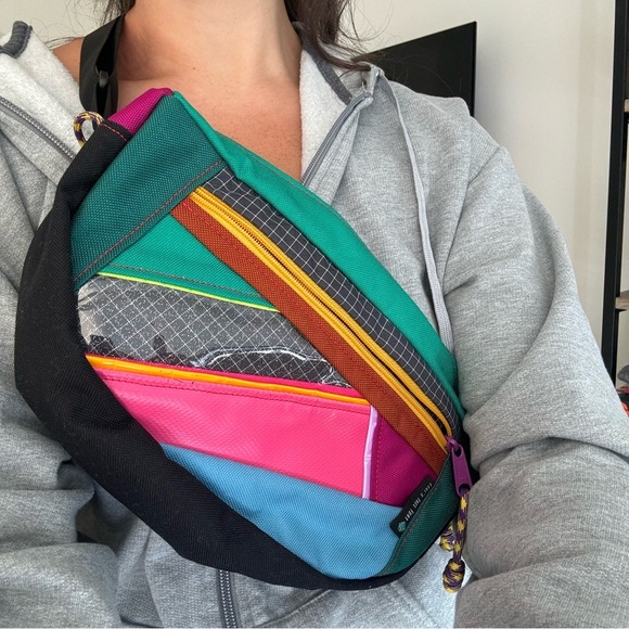 NWOT Lexi’s Tree Fort Crossbody Multicolor Bag - Picture 5 of 5